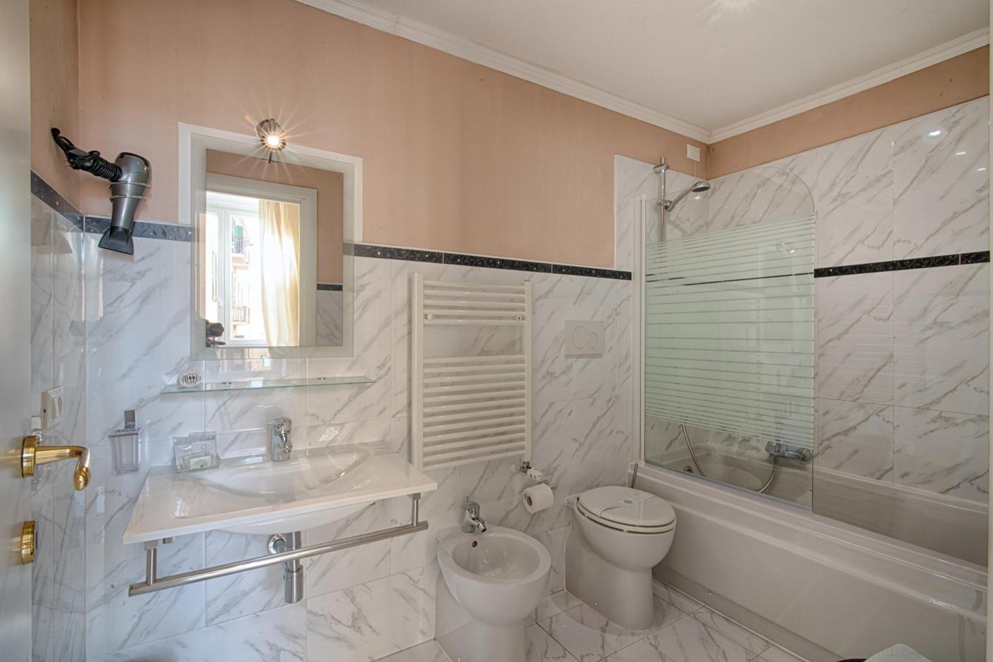 Home Grifondoro Affittacamere Cenova Dış mekan fotoğraf
