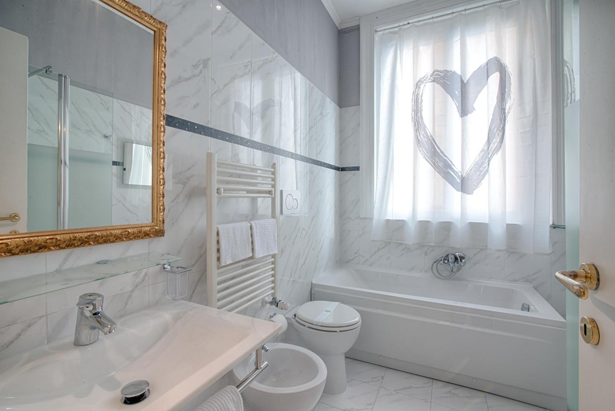 Home Grifondoro Affittacamere Cenova Dış mekan fotoğraf